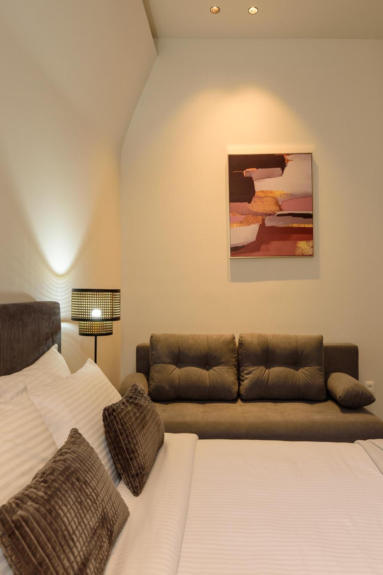 Hotel Arthur In Old Town Rhodes City