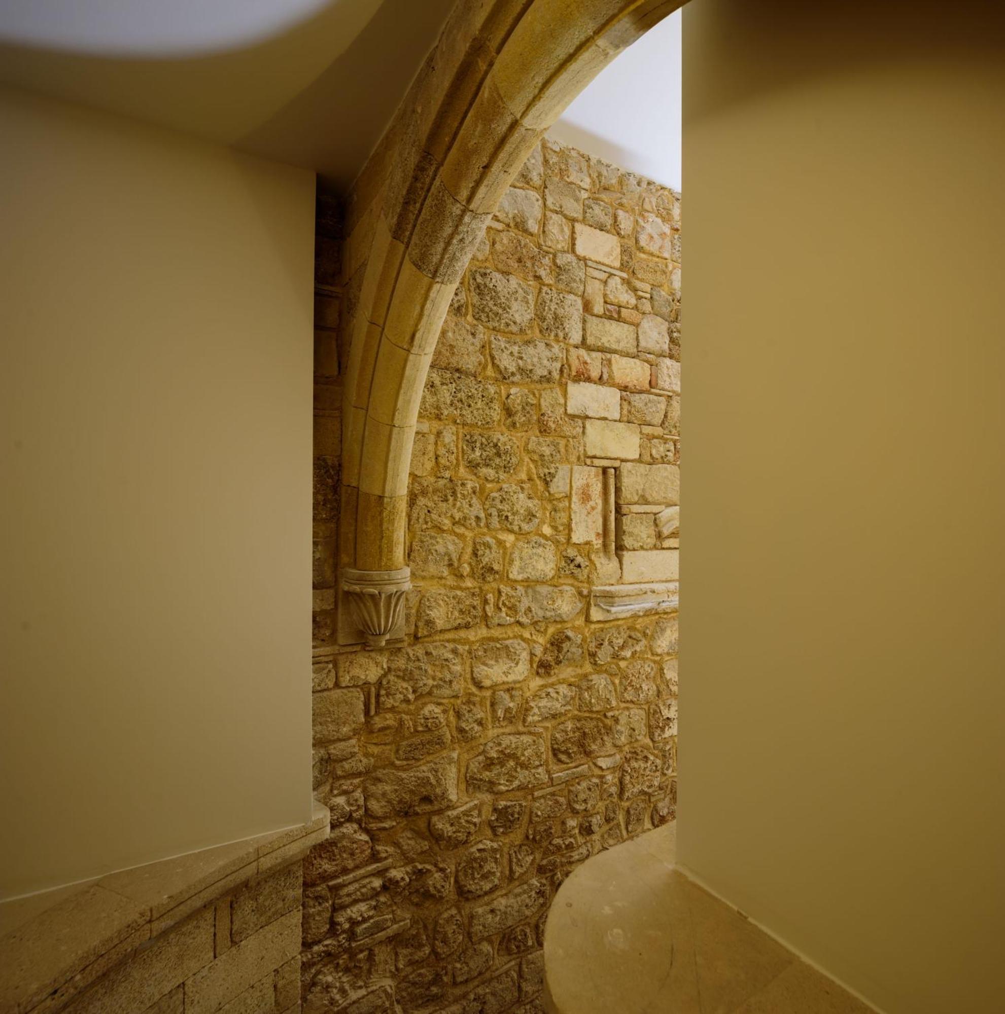 Hotel Arthur In Old Town Rhodes City